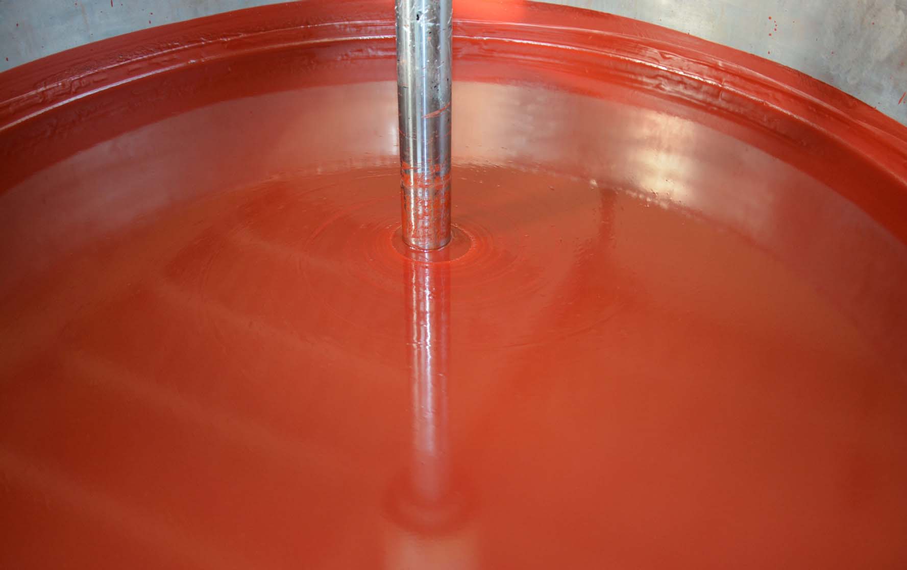 Stirring paint